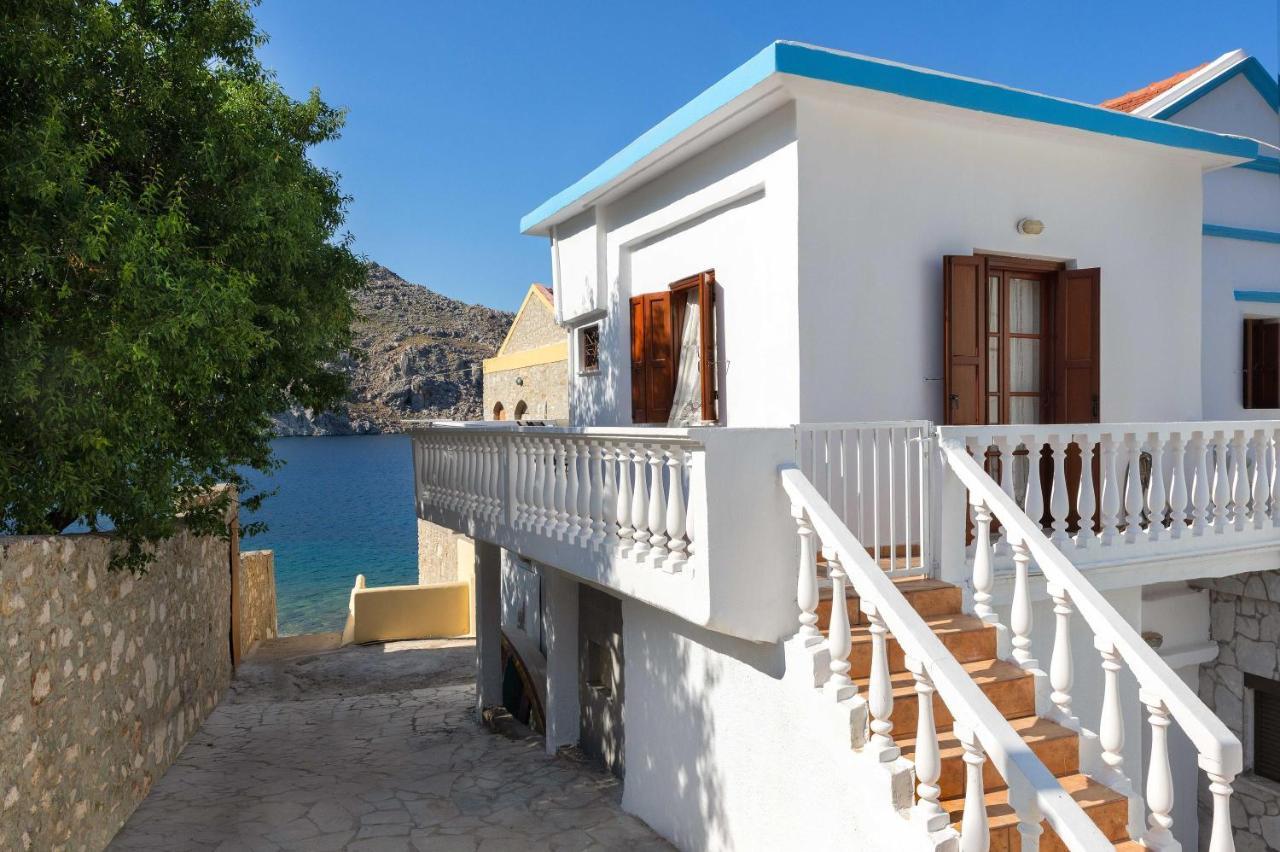 Maravelia Mare Casa de hóspedes Simi Exterior foto